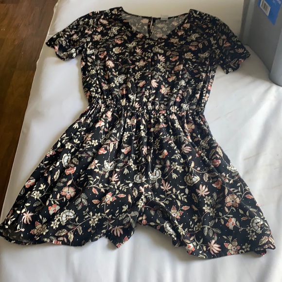 Floral romper - Picture 1 of 1